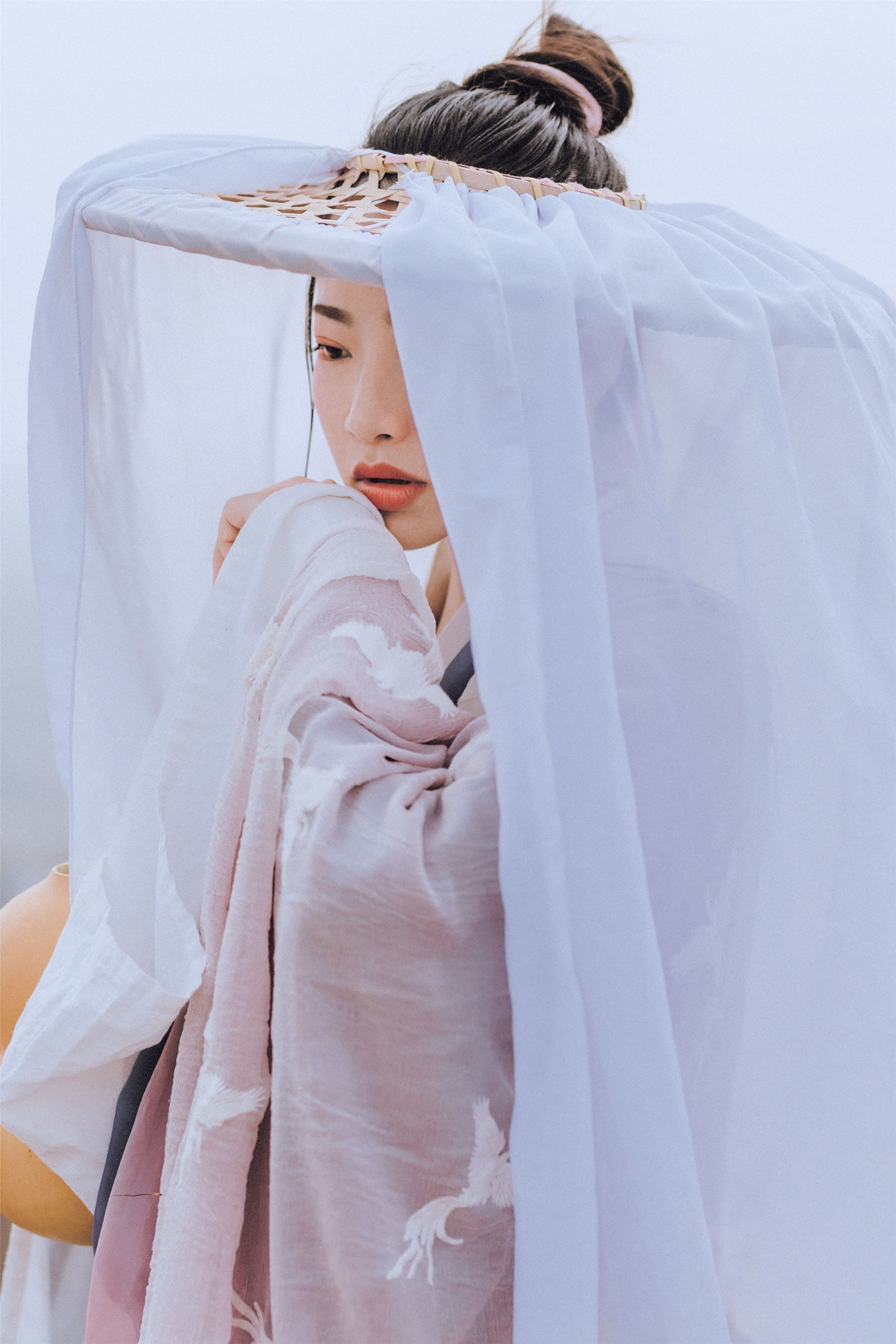 YITUYU艺图语 2021.09.02 苍山无我 耳朵